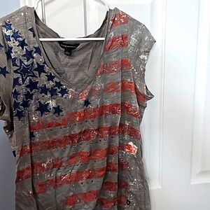 Rock & Republic Size L Stars and Stripes Tee
